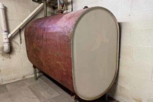 image of a heating oil tank